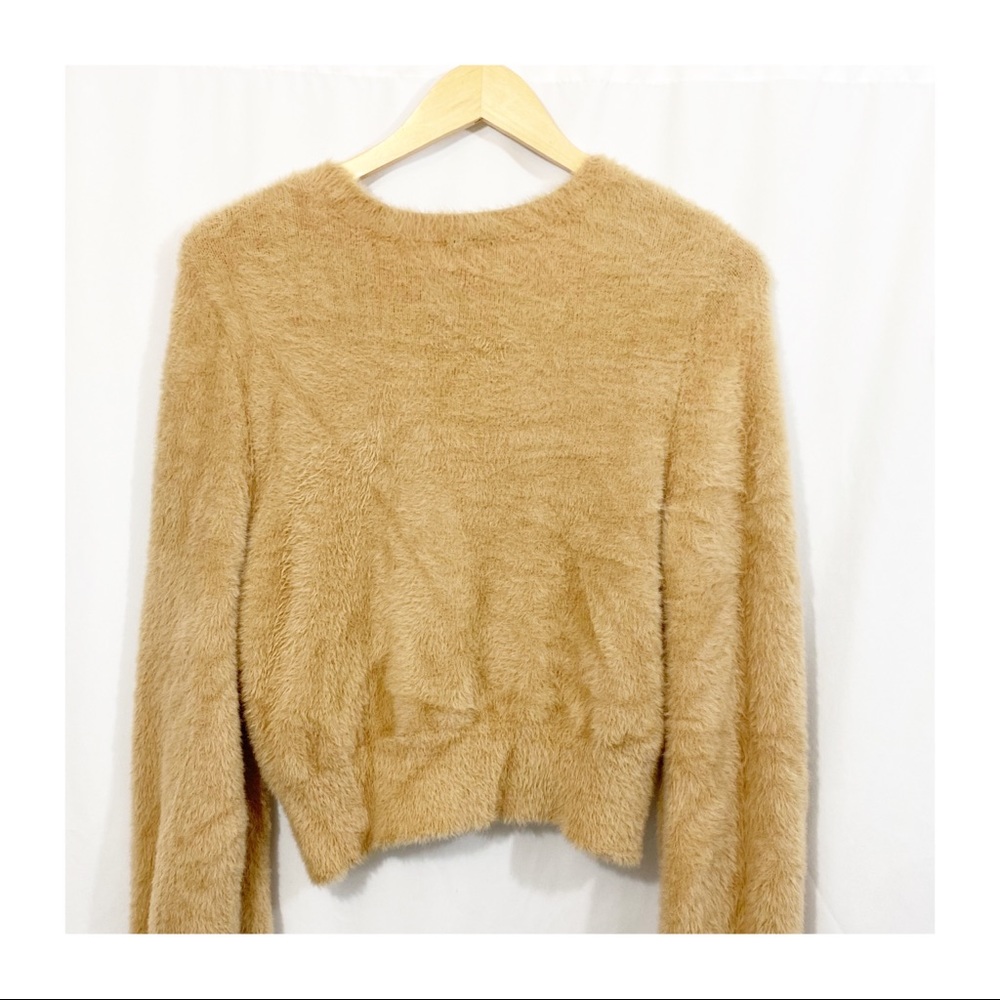 Aritzia Sunday Best Kitten Crewneck Eyelash Knit Fuzzy Pullover Sweater - Picture 7 of 11
